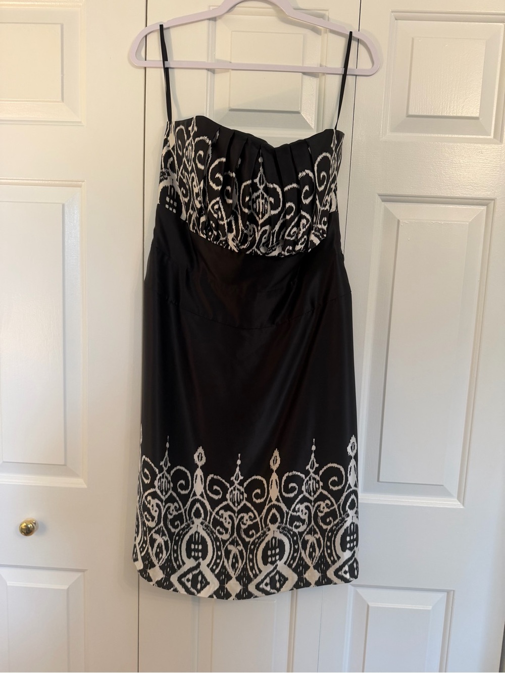 Black White Market Patterned Strapless Dress